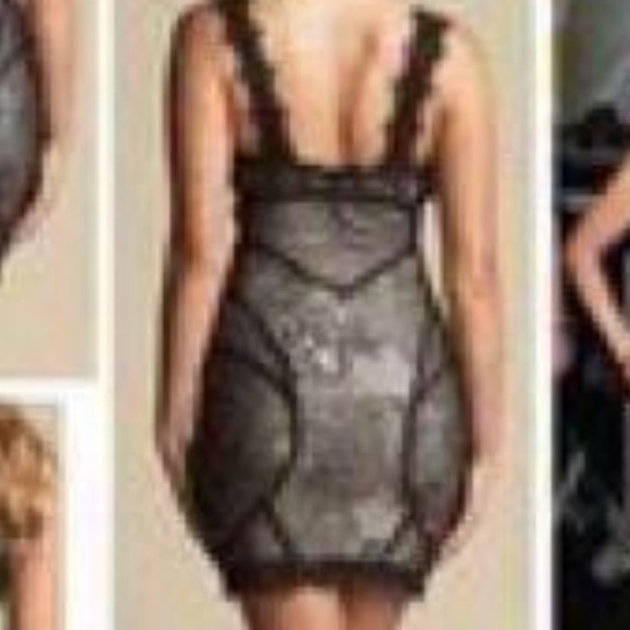 Host Pick! BEBE BUSTIER LACE DRESS NWT Size Medium. Stunning!! - Picture 4 of 10